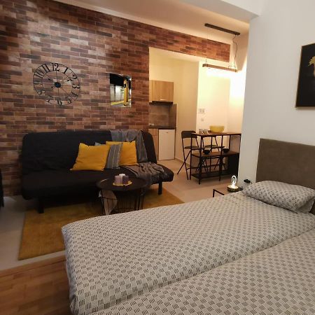 Cozy Studio Next To Acropolis & Plaka أثينا المظهر الخارجي الصورة